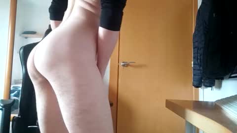 bcnlovetrans online show from 12/19/25, 01:29