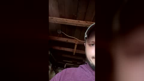 Snapshot of bdn9222 chatting on 05/18/26, 10:04 bdn9222 online show from 05/18/26, 10:04
