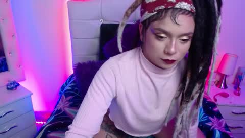 Ela online show from 10/23/25, 05:40