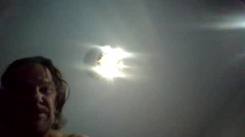 Snapshot of beachmonty chatting on 12/02/25, 05:02 beachmonty online show from 12/02/25, 05:02