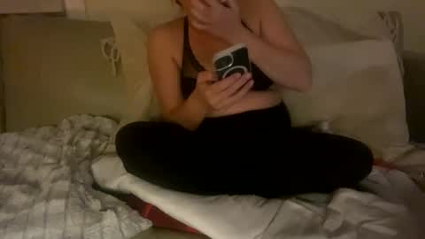 BeachyMILF online show from 10/21/25, 02:12