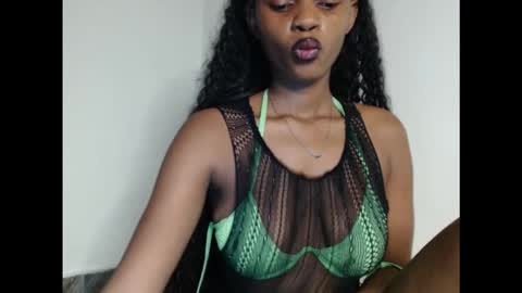 beakimber50 online show from 10/25/25, 12:07