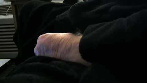 Snapshot of bear4146 chatting on 03/01/26, 11:34 bear4146 online show from 03/01/26, 11:34