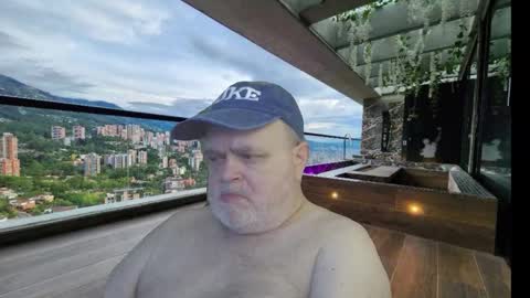 Dookie online show from 10/12/25, 09:58