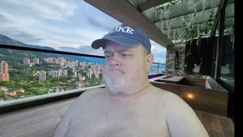 Dookie online show from 10/19/25, 06:41