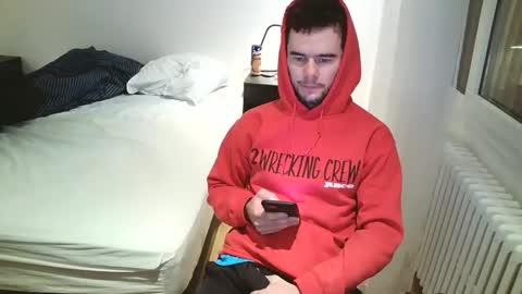 Snapshot of bear69fun chatting on 12/03/24, 10:39 Bear69fun online show from 12/03/24, 10:39