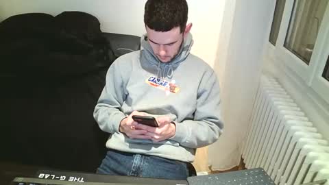 Snapshot of bear69fun chatting on 01/03/25, 10:31 Bear69fun online show from 01/03/25, 10:31