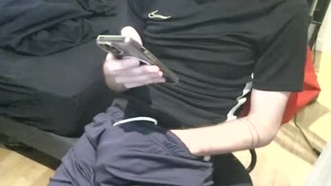 Snapshot of bear69fun chatting on 04/22/26, 01:12 Bear69fun online show from 04/22/26, 01:12