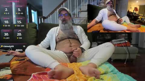 Snapshot of bear_in_mind chatting on 02/11/26, 02:55 BareBear online show from 02/11/26, 02:55