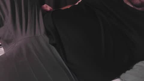 bear_man_oi online show from 12/15/24, 08:41