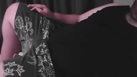 bear_man_oi online show from 12/24/24, 10:11