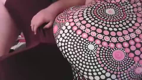 bear_man_oi online show from 12/27/24, 03:37