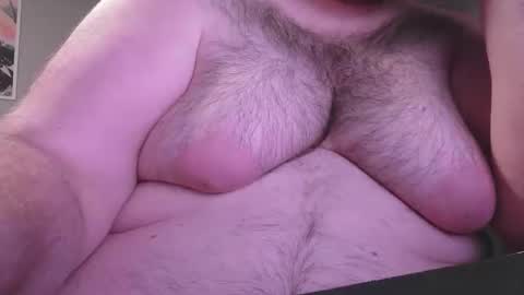 bear_man_oi online show from 10/19/25, 03:34