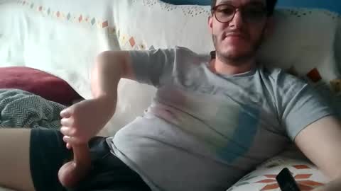 Snapshot of bearchaser97 chatting on 01/10/25, 07:21 bearchaser97 online show from 01/10/25, 07:21