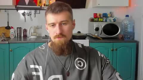 Zeus online show from 12/29/24, 08:37