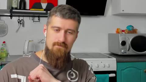 Zeus online show from 09/17/25, 12:01