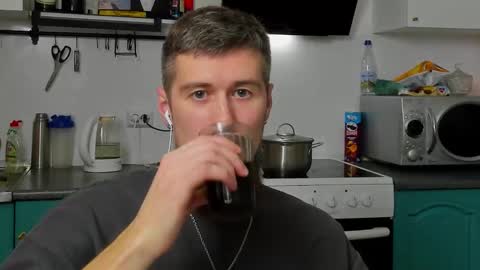 Zeus online show from 10/07/25, 09:34