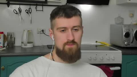 Zeus online show from 03/31/26, 08:20