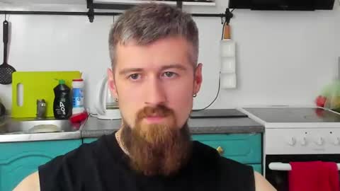 Snapshot of bearded_legend chatting on 08/07/26, 01:57 Zeus online show from 08/07/26, 01:57