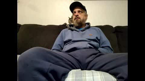 bearded_woodsman online show from 12/04/24, 04:54