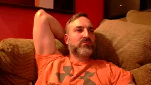 Snapshot of beardedambition chatting on 06/04/26, 12:27 beardedambition online show from 06/04/26, 12:27