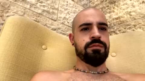 Ask me online show from 10/11/25, 09:30