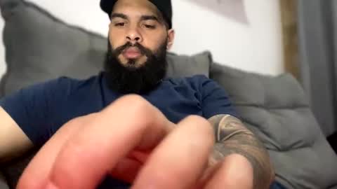 Min online show from 10/08/25, 06:11