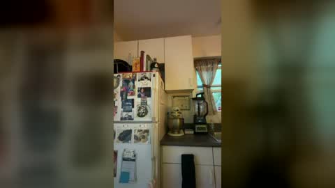 Snapshot of bearmeat4you chatting on 08/08/26, 02:47 bearmeat4you online show from 08/08/26, 02:47
