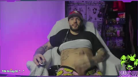 Snapshot of beastbxy chatting on 01/01/25, 11:05 beast bxy online show from 01/01/25, 11:05