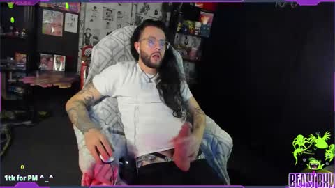 Snapshot of beastbxy chatting on 02/25/25, 09:31 beast bxy online show from 02/25/25, 09:31