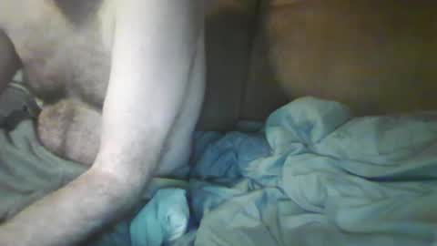 Snapshot of beastiejam2000 chatting on 12/17/24, 05:18 beastiejam2000 online show from 12/17/24, 05:18