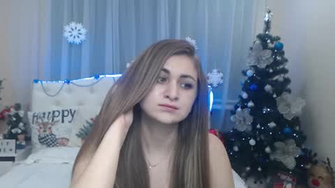 Snapshot of beataangel chatting on 12/28/24, 01:49 beataangel online show from 12/28/24, 01:49