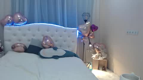 Snapshot of beataangel chatting on 02/09/25, 05:22 beataangel online show from 02/09/25, 05:22