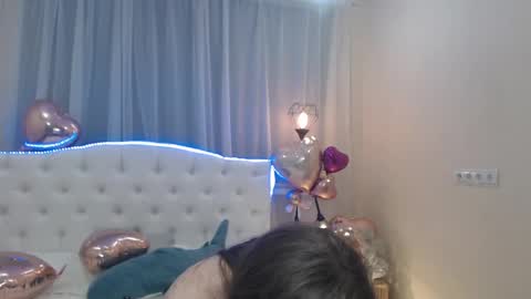 Snapshot of beataangel chatting on 02/15/25, 02:33 beataangel online show from 02/15/25, 02:33