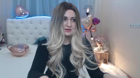 Snapshot of beataangel chatting on 02/17/25, 07:58 beataangel online show from 02/17/25, 07:58