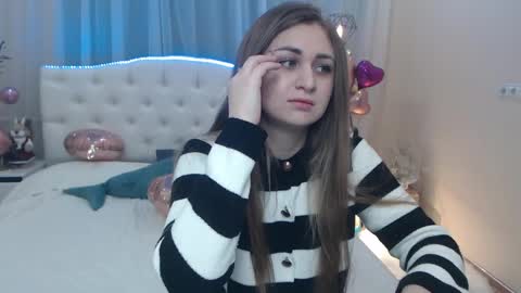 Snapshot of beataangel chatting on 02/22/25, 07:34 beataangel online show from 02/22/25, 07:34