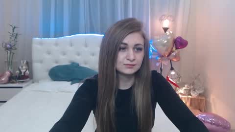 Snapshot of beataangel chatting on 03/05/25, 06:23 beataangel online show from 03/05/25, 06:23