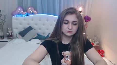Snapshot of beataangel chatting on 03/12/25, 03:07 beataangel online show from 03/12/25, 03:07