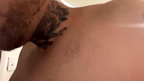 Snapshot of beathismeat99 chatting on 01/20/25, 06:53 Mikes room online show from 01/20/25, 06:53