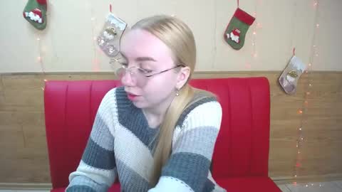 BeatriceFlyy online show from 12/28/24, 09:20