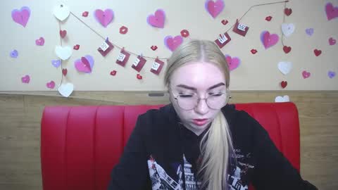 BeatriceFlyy online show from 03/01/25, 10:45