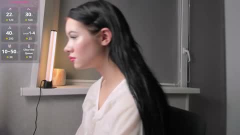 Snapshot of beatricemoonlight chatting on 11/26/25, 03:18 My name is Beatrice Like my broadcast pls 3 online show from 11/26/25, 03:18