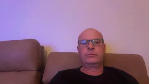 Snapshot of beatsboy87 chatting on 06/21/26, 11:46 beatsboy87 online show from 06/21/26, 11:46