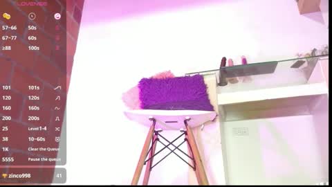 Snapshot of beatziedreams chatting on 11/05/25, 03:56 Beatzie online show from 11/05/25, 03:56