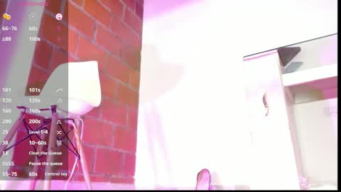 Snapshot of beatziedreams chatting on 11/21/25, 04:16 Beatzie online show from 11/21/25, 04:16