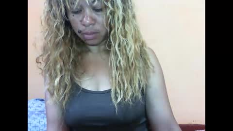 Snapshot of beaute_choco chatting on 01/15/25, 10:49 Eva online show from 01/15/25, 10:49