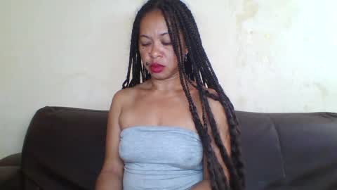 Snapshot of beaute_choco chatting on 07/16/26, 11:27 Eva online show from 07/16/26, 11:27