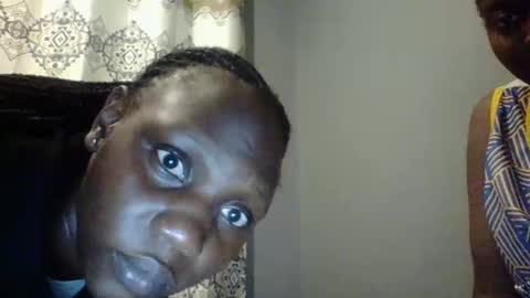 Snapshot of beautie699392 chatting on 02/23/25, 09:59 Lil stunner online show from 02/23/25, 09:59