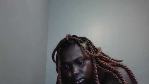 Snapshot of beautie699392 chatting on 03/06/25, 06:30 Lil stunner online show from 03/06/25, 06:30