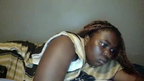 Snapshot of beautie699392 chatting on 03/10/25, 03:52 Lil stunner online show from 03/10/25, 03:52